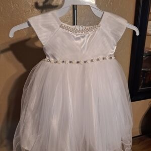 Elegant White Kids Dress with Pearl Accents